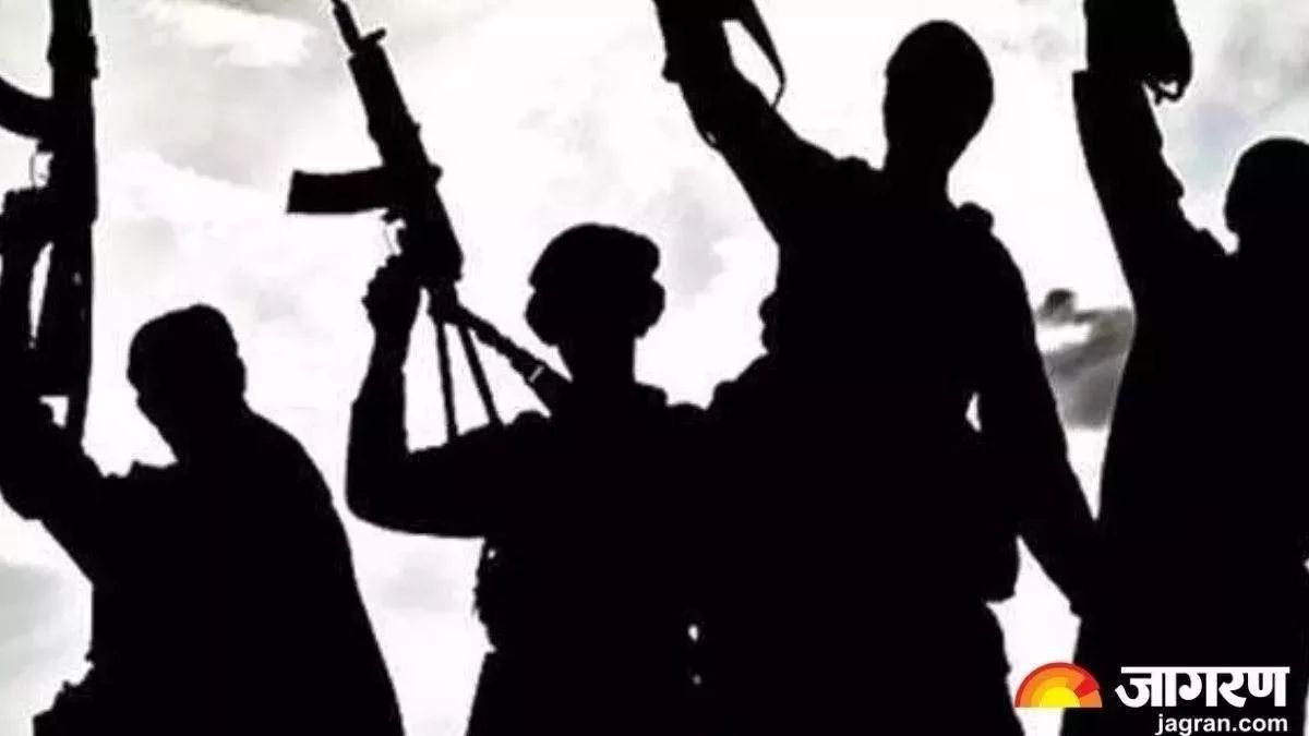 delhi isis terror plot foiled two arrested with explosives