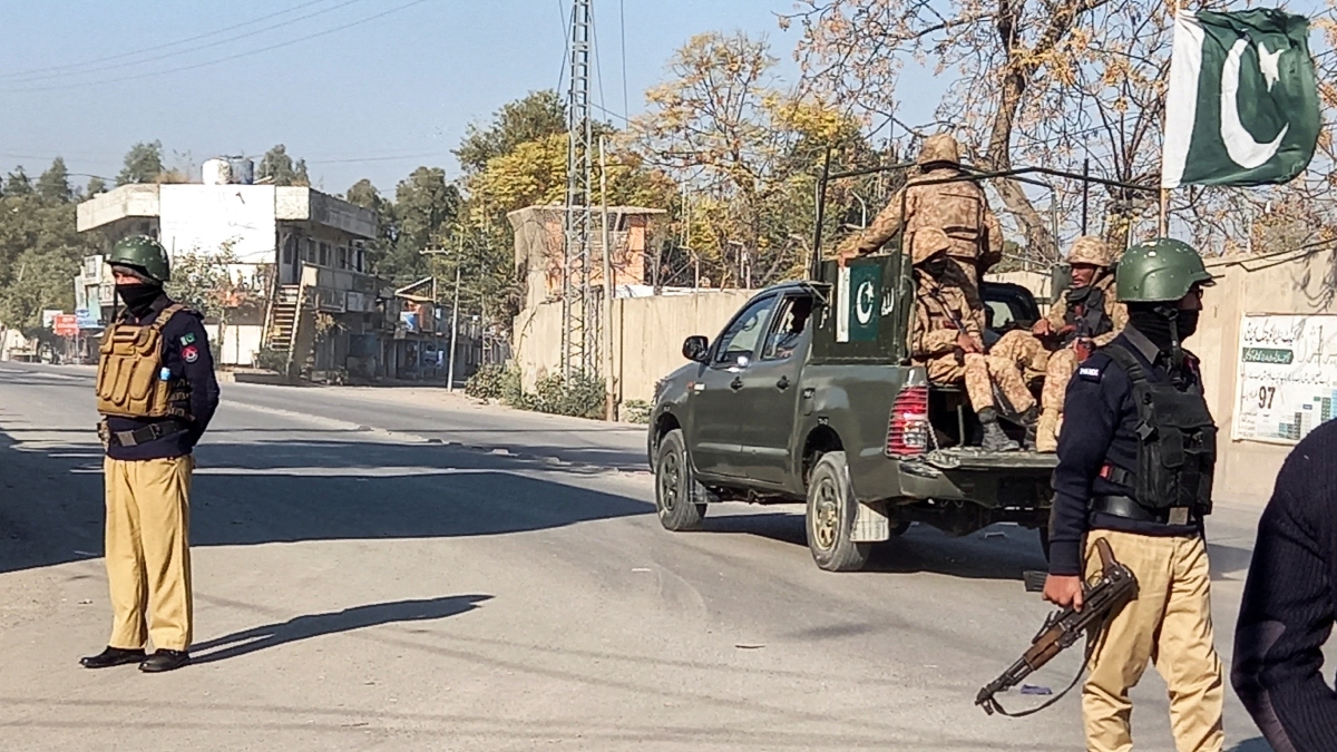 pakistan khyber pakhtunkhwa operation 8 ttp terrorists killed