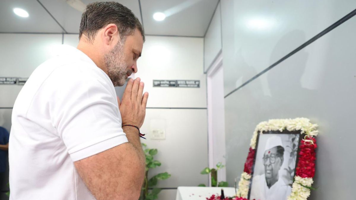 congress remembers sitaram kesri amidst bihar election buzz rahul gandhi pays tribute
