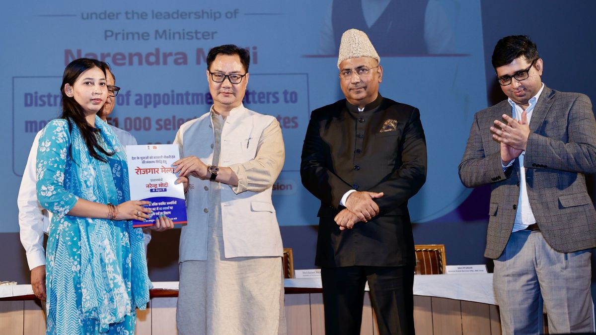 revocation of article 370 has changed fate jammu kashmir kiren rijiju distributed appointment letters at a job fair