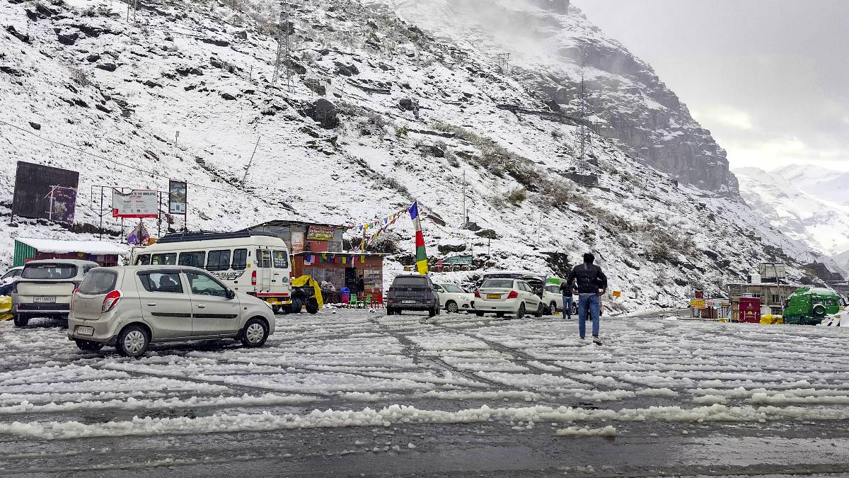 himachal pradesh snowfall shimla and kullu hailstorm weather update