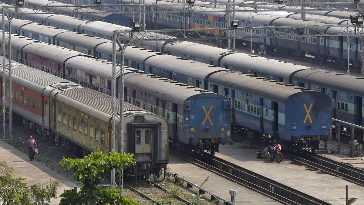 railways to run 1205 special trains for chhath says railway minister vaishnav