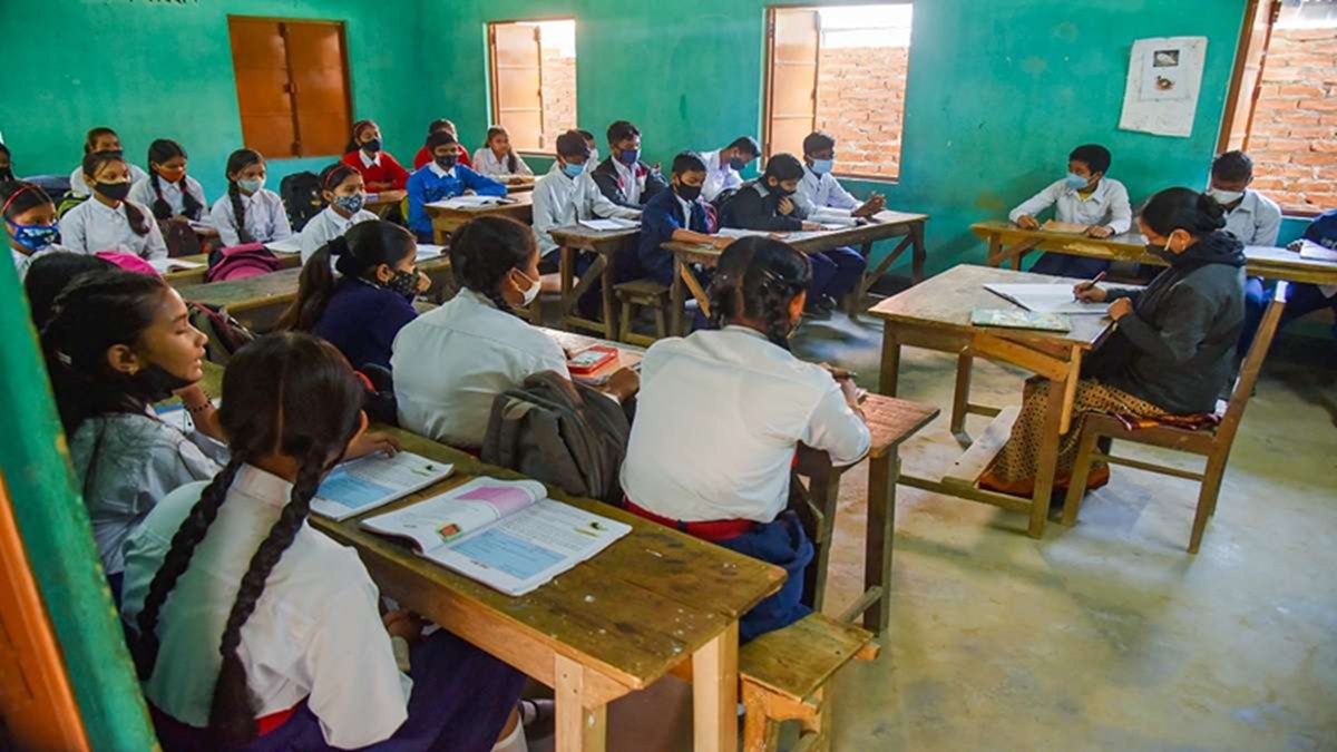 students in government and private schools in rajasthan will wear the same uniform