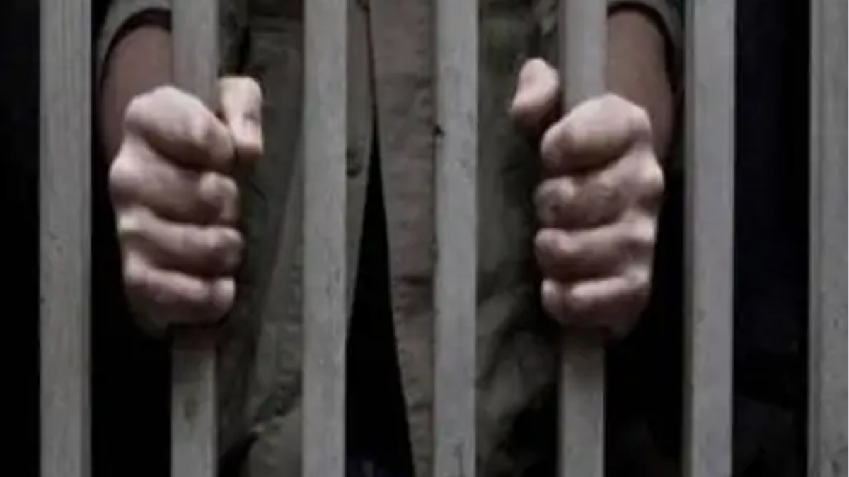 beur jail raid mobiles seized prisoners transferred