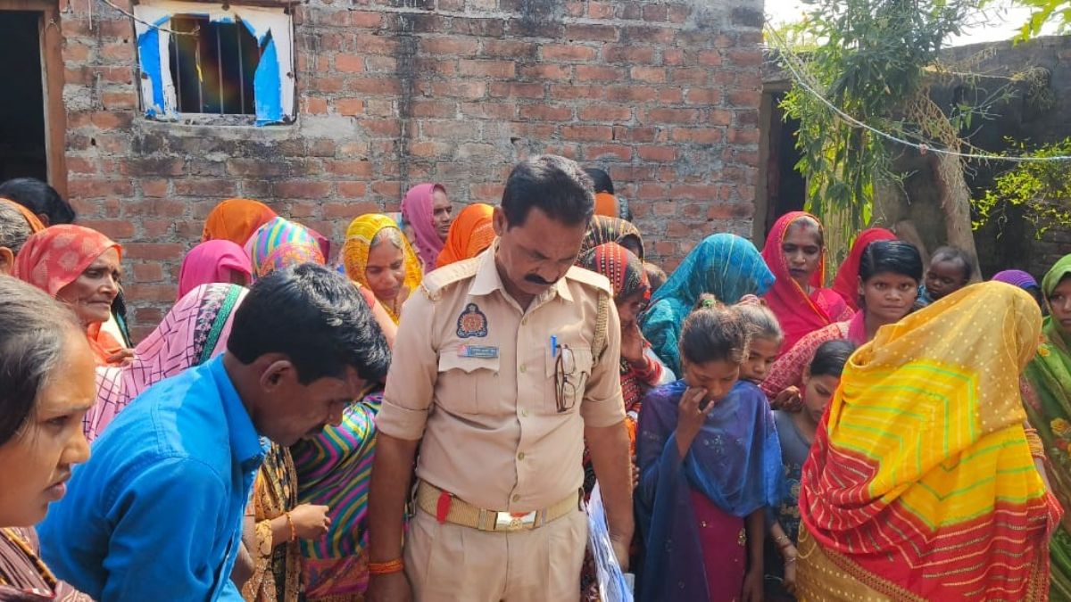 lakhimpur kheri wifes suicide leads husband to jump into river