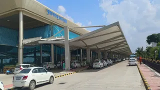 डीजीसीए की शीतकालीन समय सारिणी के तहत 26 अक्टूबर से उड़ानों का समय बदलेगा। रायपुर के लिए हवाई सेवा बंद होगी। जागरण