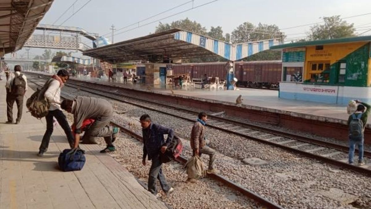 amrit bharat station scheme sultanpur railway station upgrades facilities