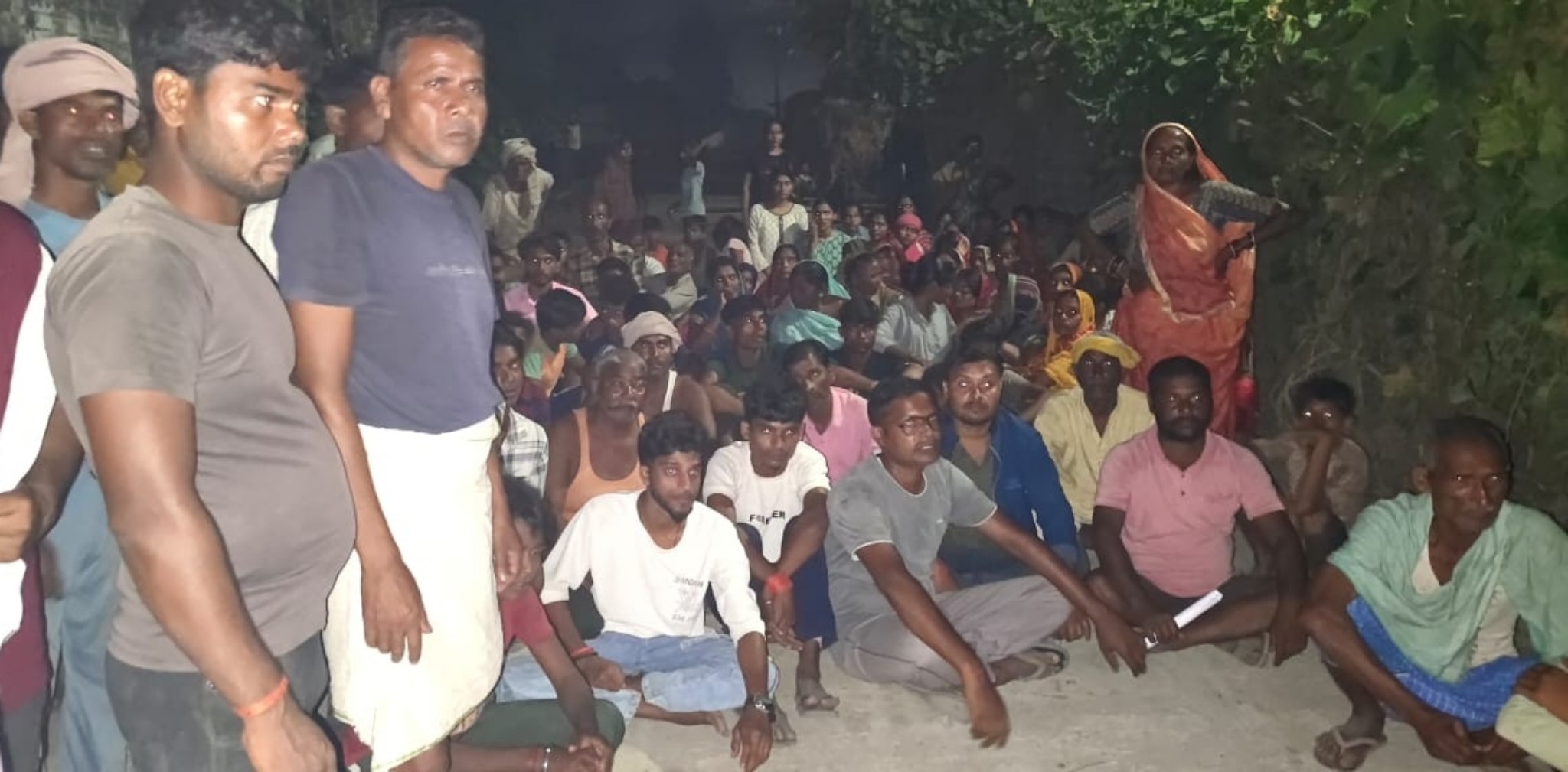 kushinagar religious flag dispute protest erupts after removal