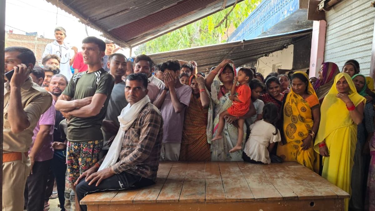 gonda crime news man murdered his wife after dispute left son in home of in laws and escaped