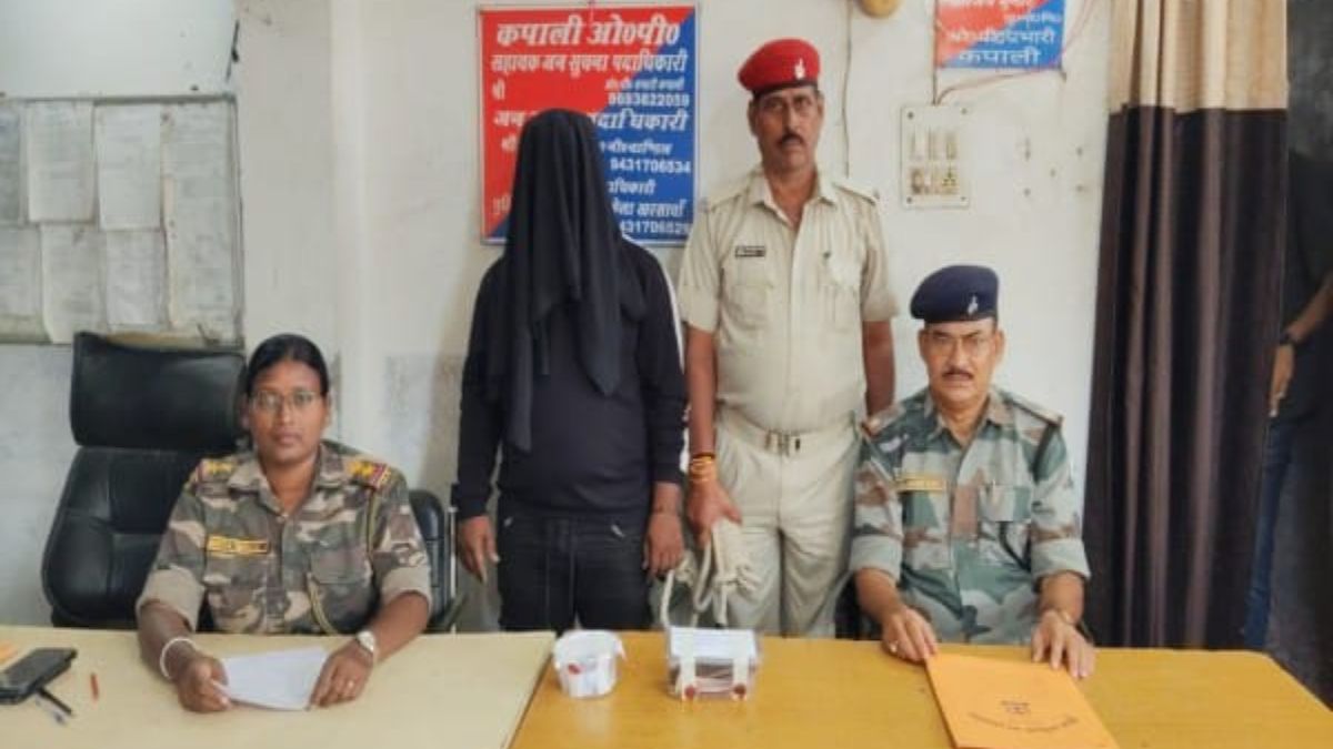 jamshedpur news police arrests youth with brown sugar