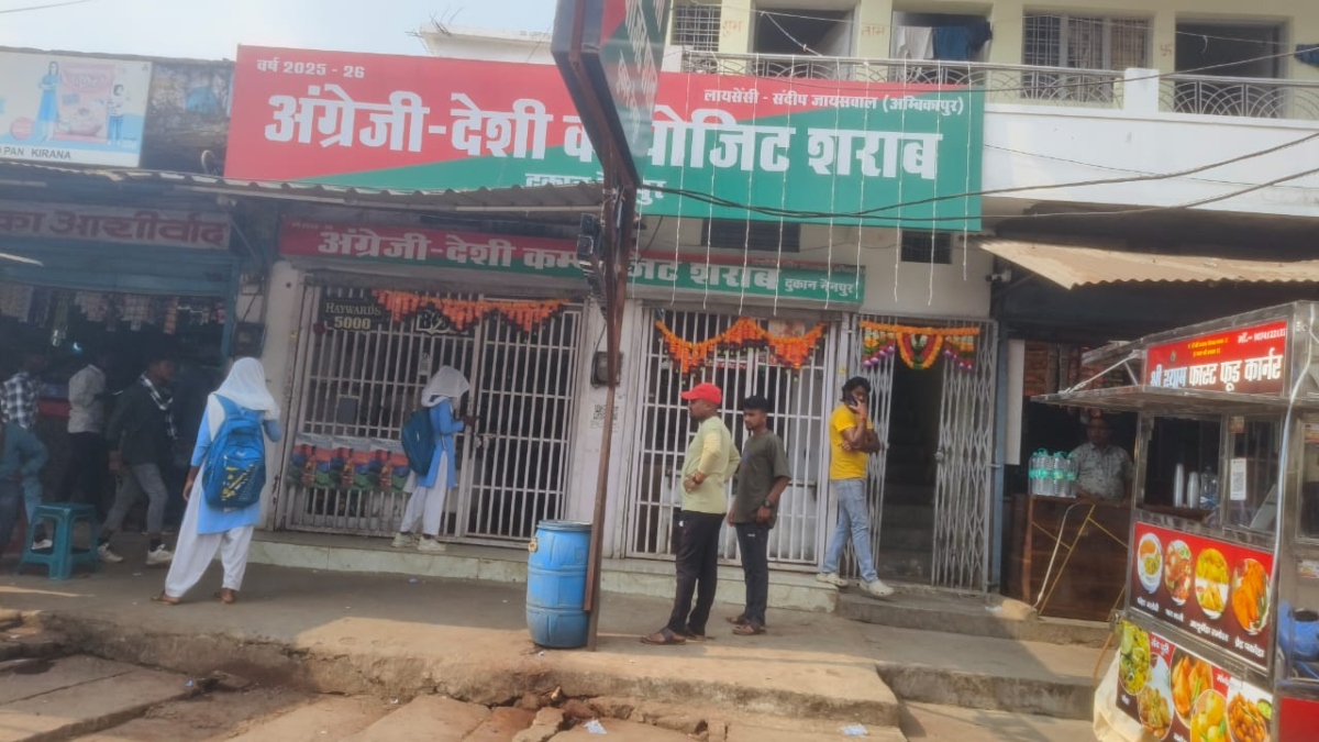 mp news students buying liquor in mandla caught on cctv contractor action