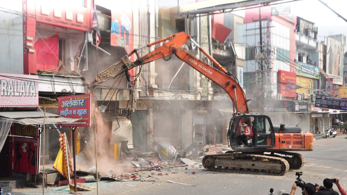 meerut central market illegal complex demolition begins today