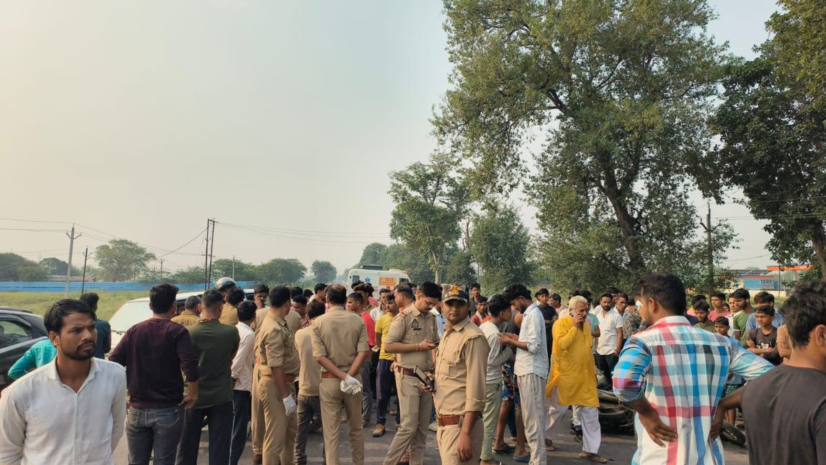 kanpur dehat woman crushed by dumper villagers block highway