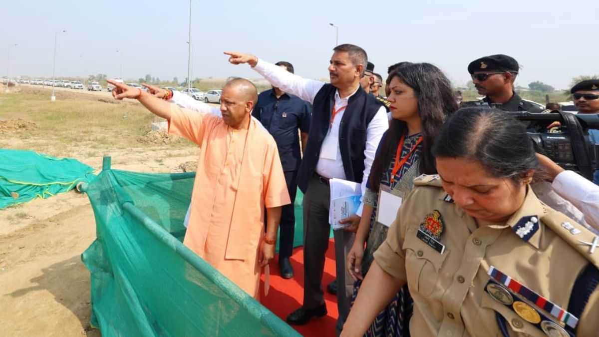 cm yogi inspected jewar international airport gave instructions regarding inauguration and security preparations