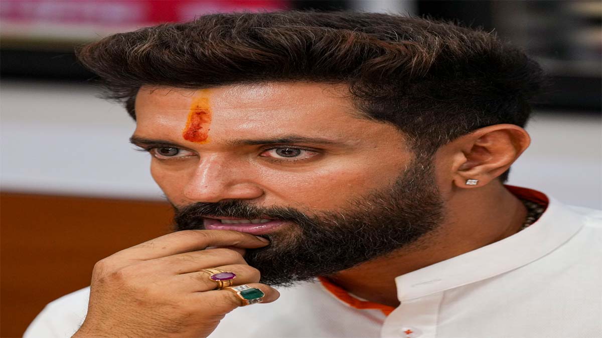 chirag paswan ljpr suffers major loss amid bihar elections 2025 district president dies in naugachiya bhagalpur