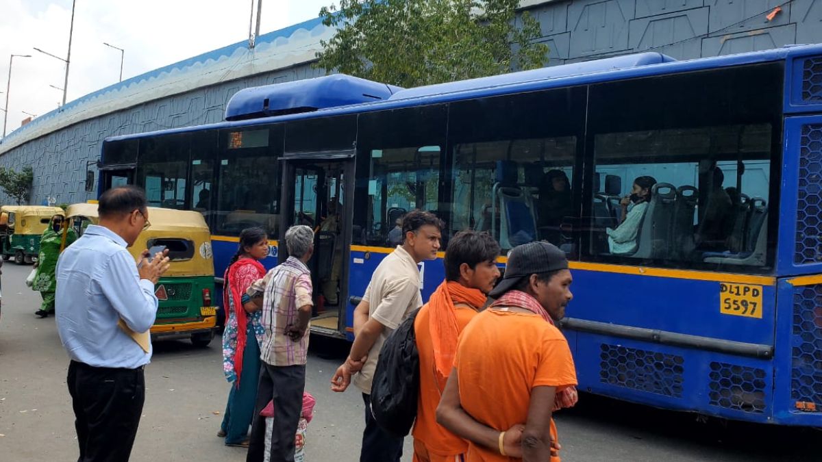 free dtc bus rides benefit 22000 women daily in noida