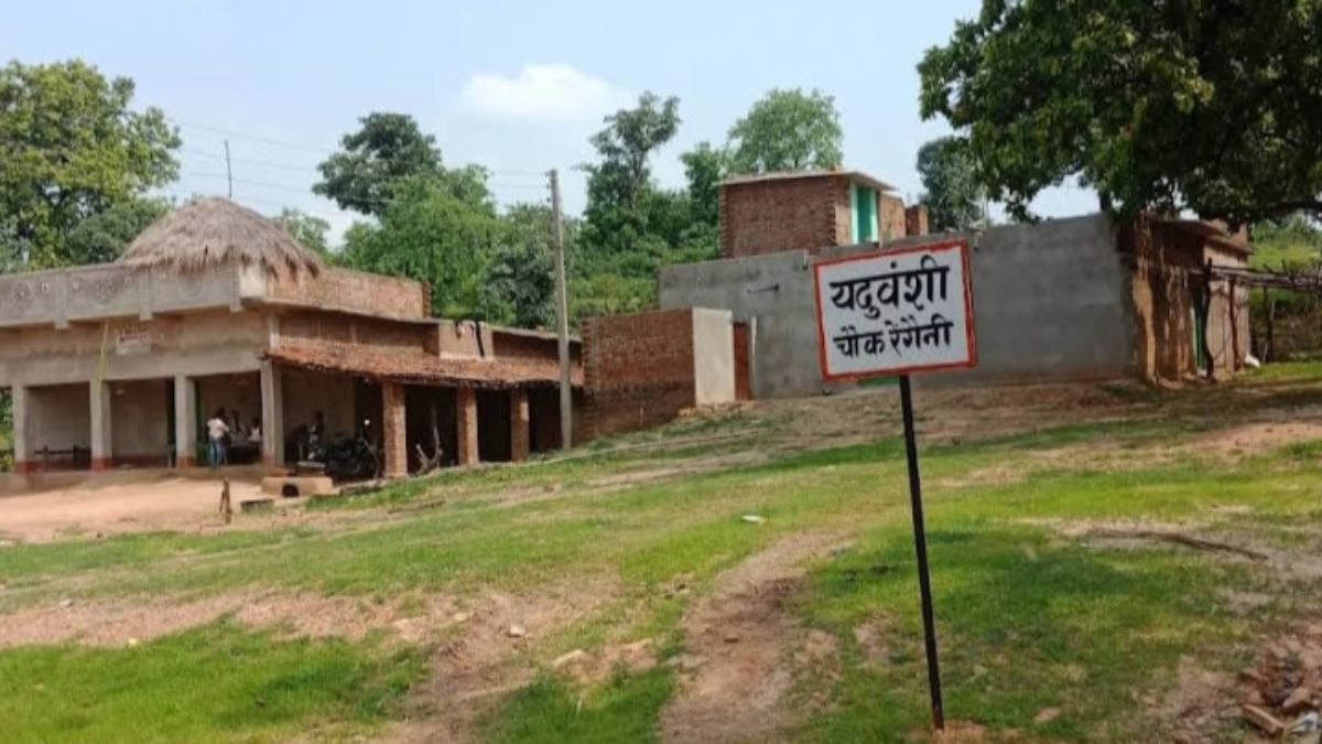 bihar election voters walk 5km through jungle to cast votes