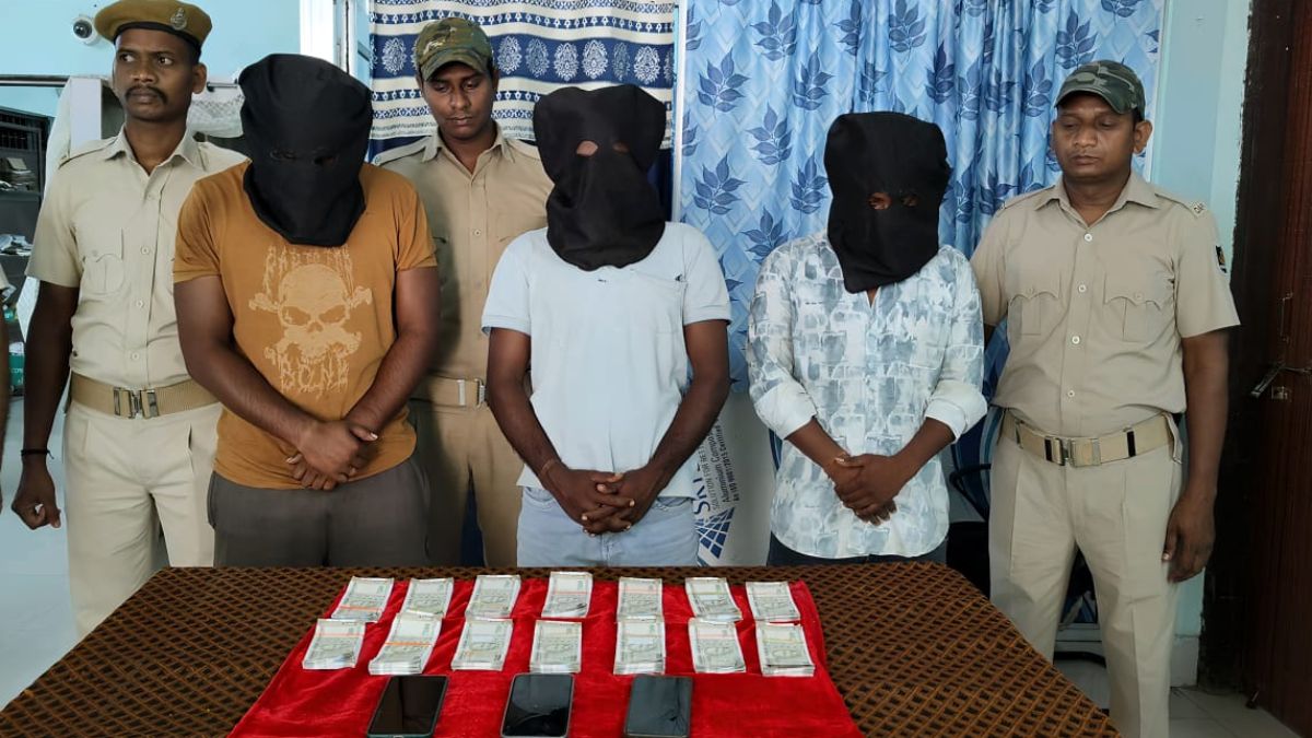 odisha fake currency busted in sonpur three arrested 4 lakh seized