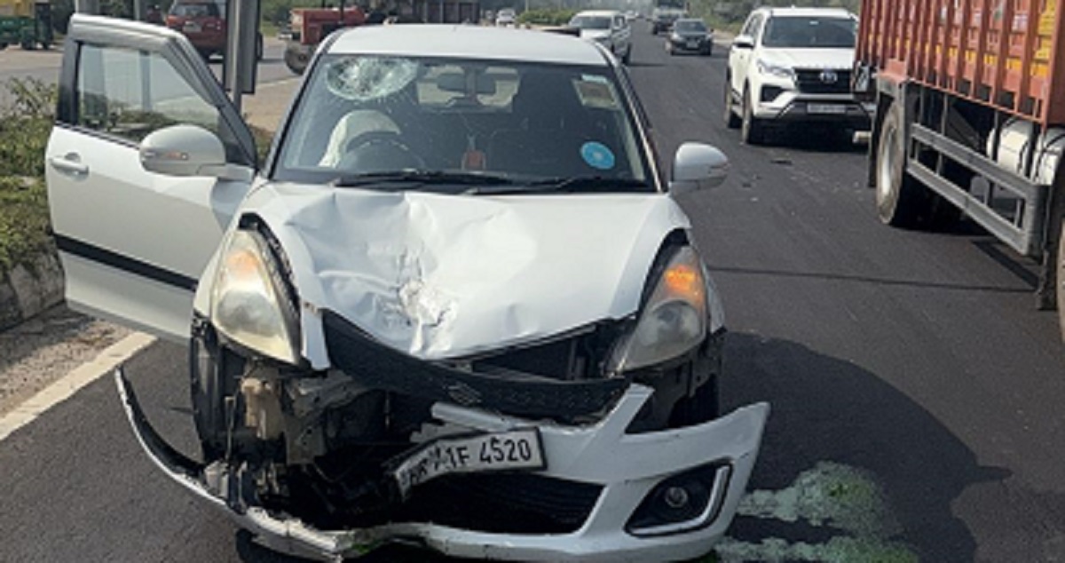 haryana dgp helps injured biker after car accident