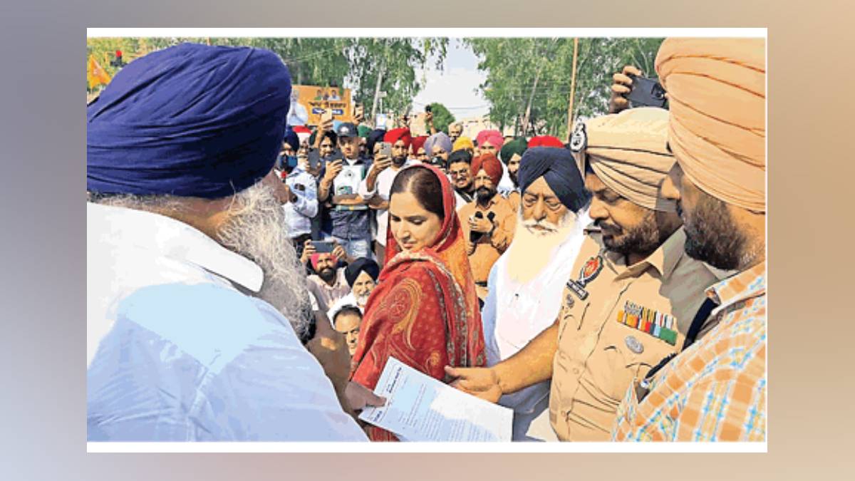 shiromani akali dal protests in tarn taran against police action