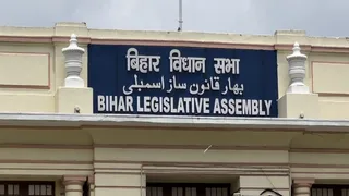 पंडित जी ने मुंहबोली बेटी को दिला दिया था अपना टिकट