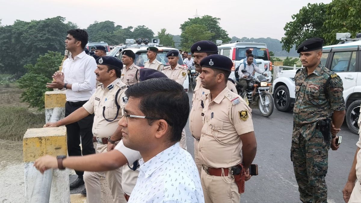 muzaffarpur chhath puja 150 magistrates and 400 police to oversee security leave suspend