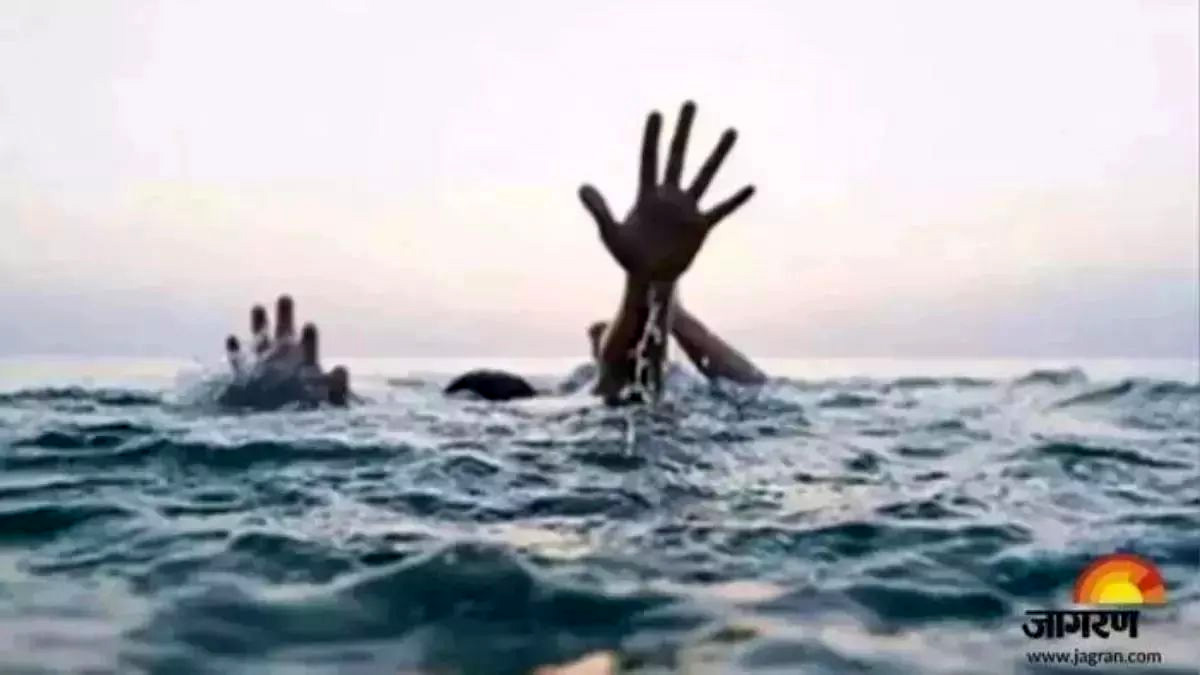 latest bihar news girl drowns in kosi river in khagaria big loss to family during chhath puja