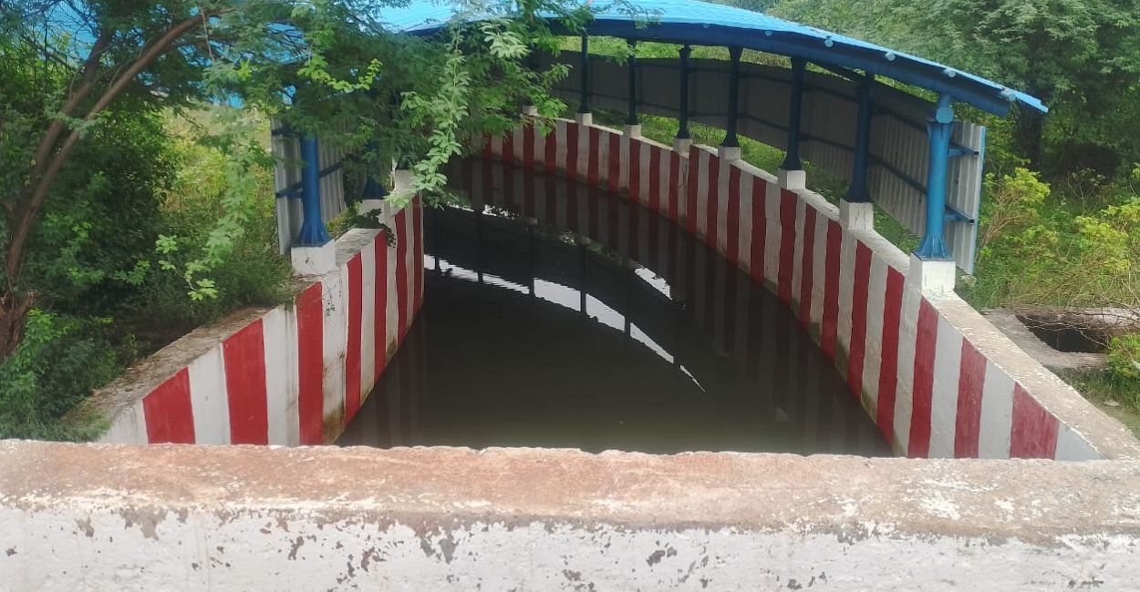 banda railway underpass flooded in kanpur villagers protest after death