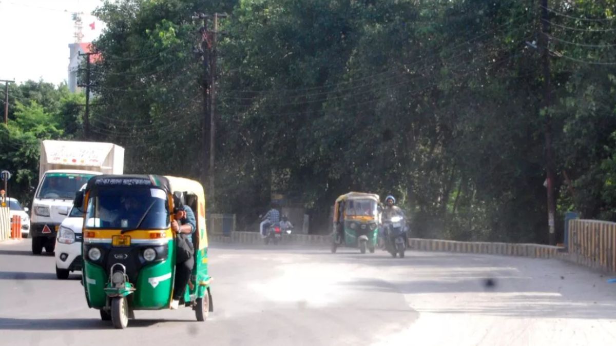 noida pollution crisis unabated pollution and rising hotspots