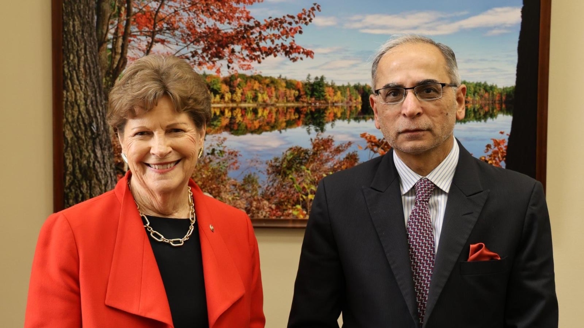 indian ambassador discusses trade agreement with us senator
