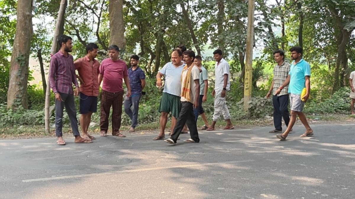 sh 55 multiple bike accidents due to poor road conditions in begusarai