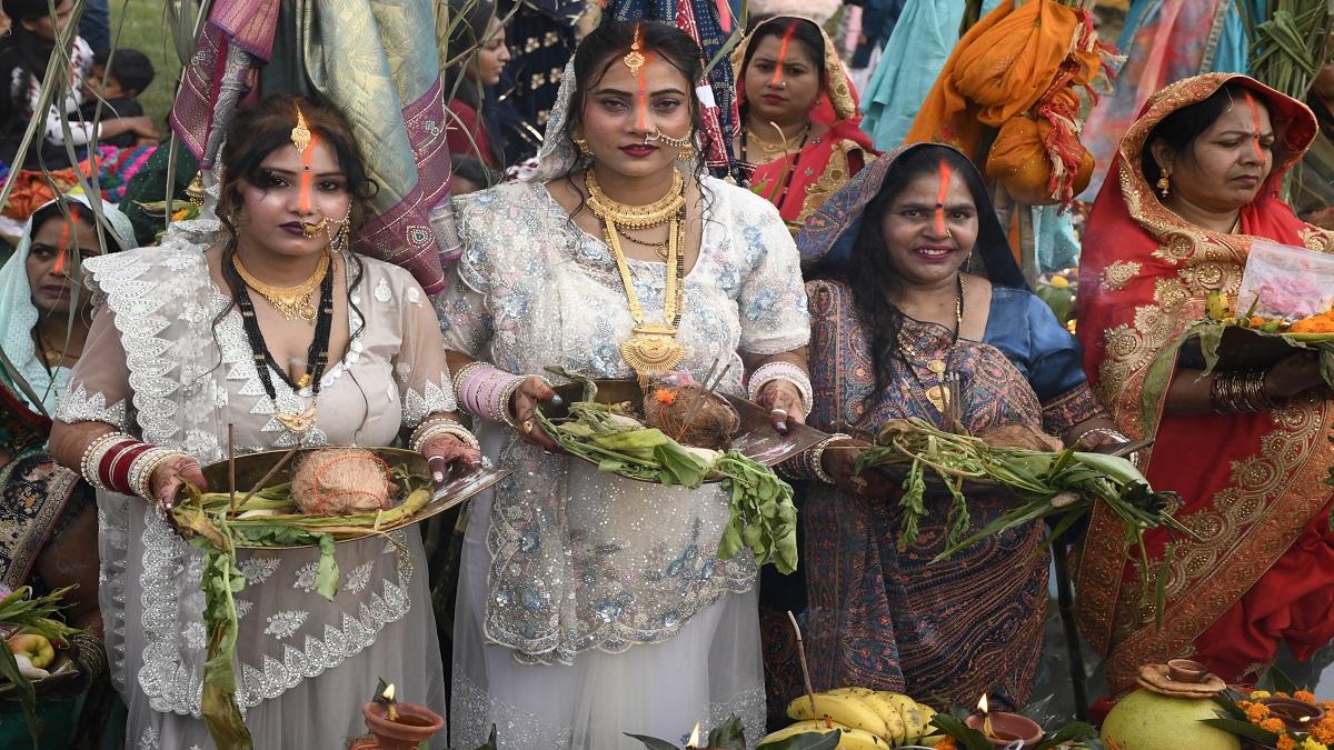 chhath puja celebrations in vikasnagar dakpathar devotees offer prayers