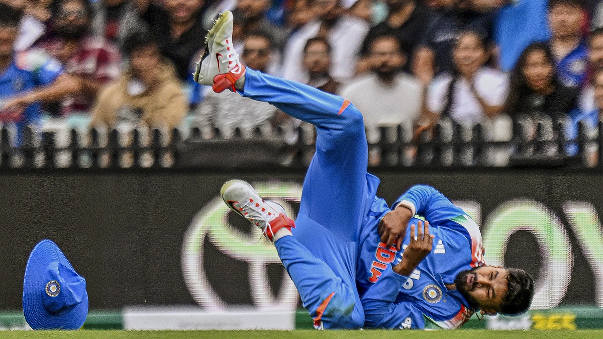 bcci medical team saves life of shreyas iyer