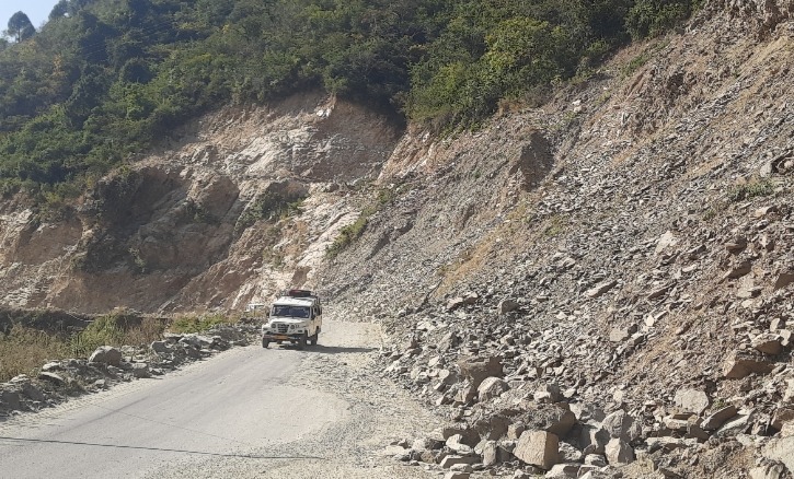 gangotri highway landslide treatment delayed at ratudisera bandarkot