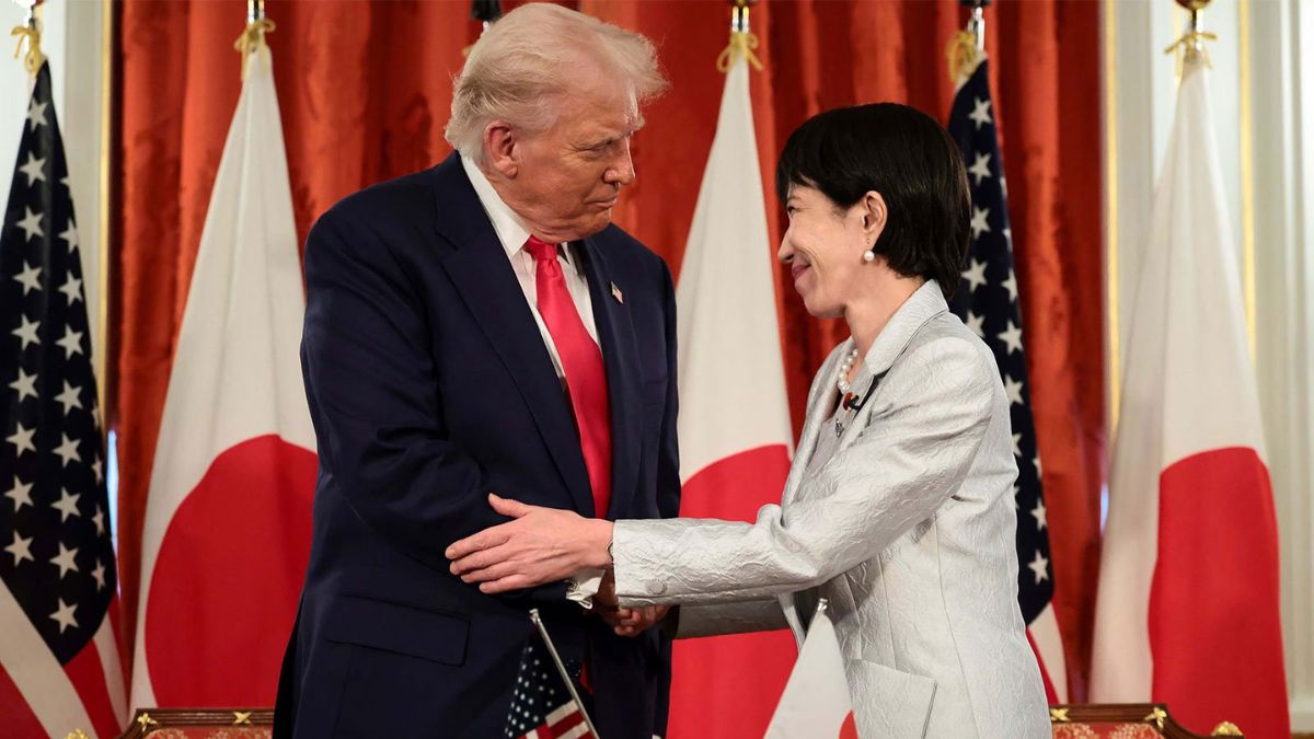 trump meets japans prime minister strengthening usjapan relations