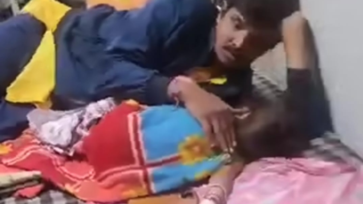 tragedy at bageshwar dham toddler falls into hot oil grandma hurt