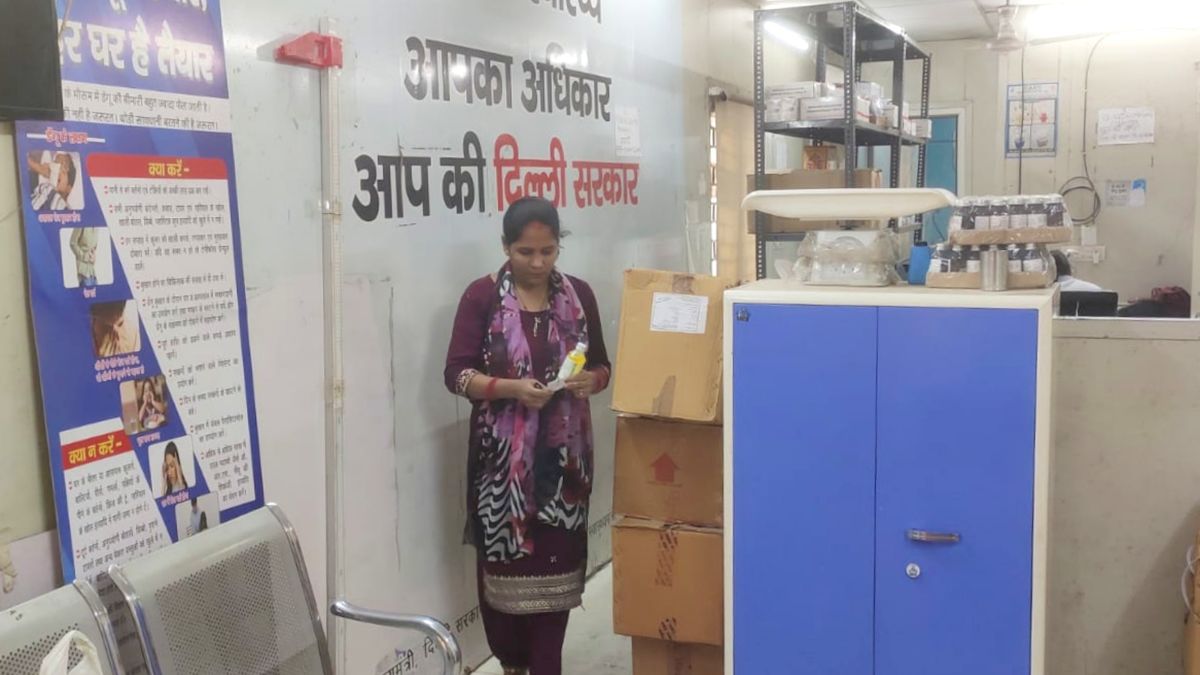 delhi government to close 121 mohalla clinics details here