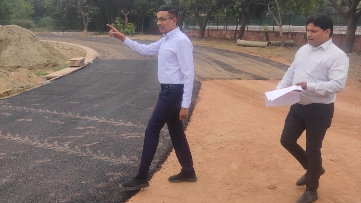 noida stadium to get synthetic track like delhis nehru stadium