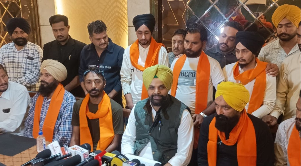 7 rupnagar youths return from tajikistan bjp welcomes them