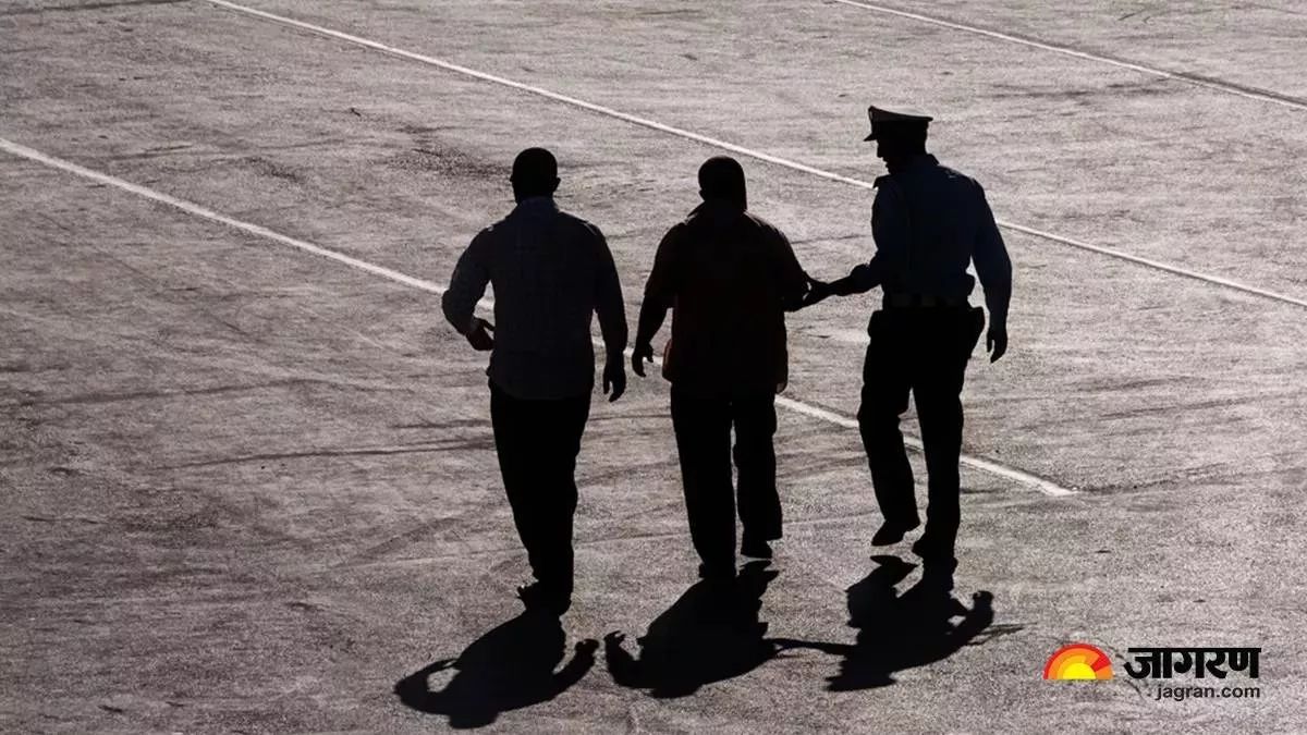 pakistani spy adil hussaini arrested in seelampur passport fraud uncovered