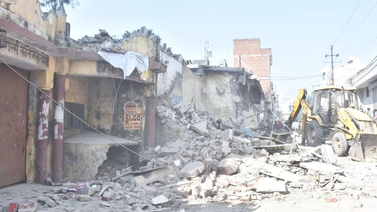 lucknow 154 dilapidated school buildings to be demolished
