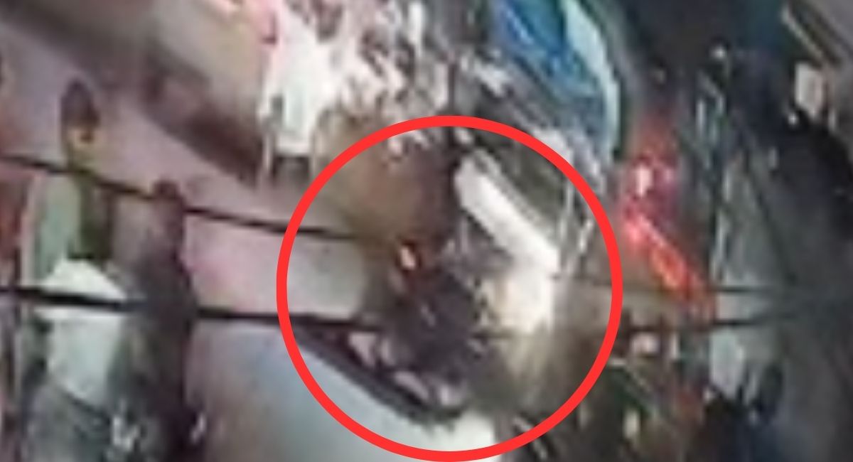 speeding pickup crushes auto driver in hardoi flees scene