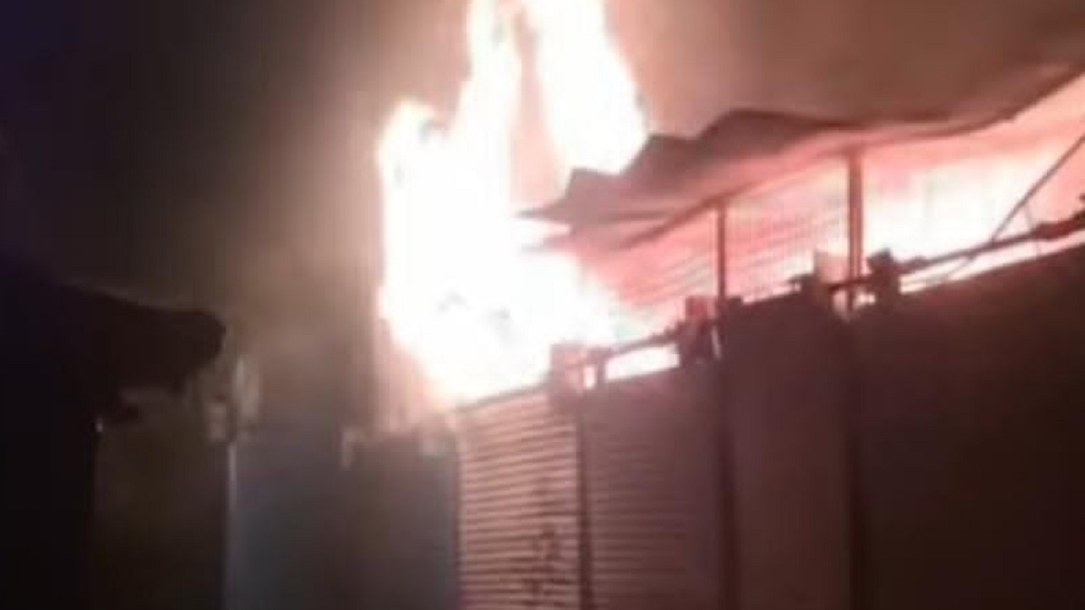 hazaribagh market fire dozen shops gutted traders angered