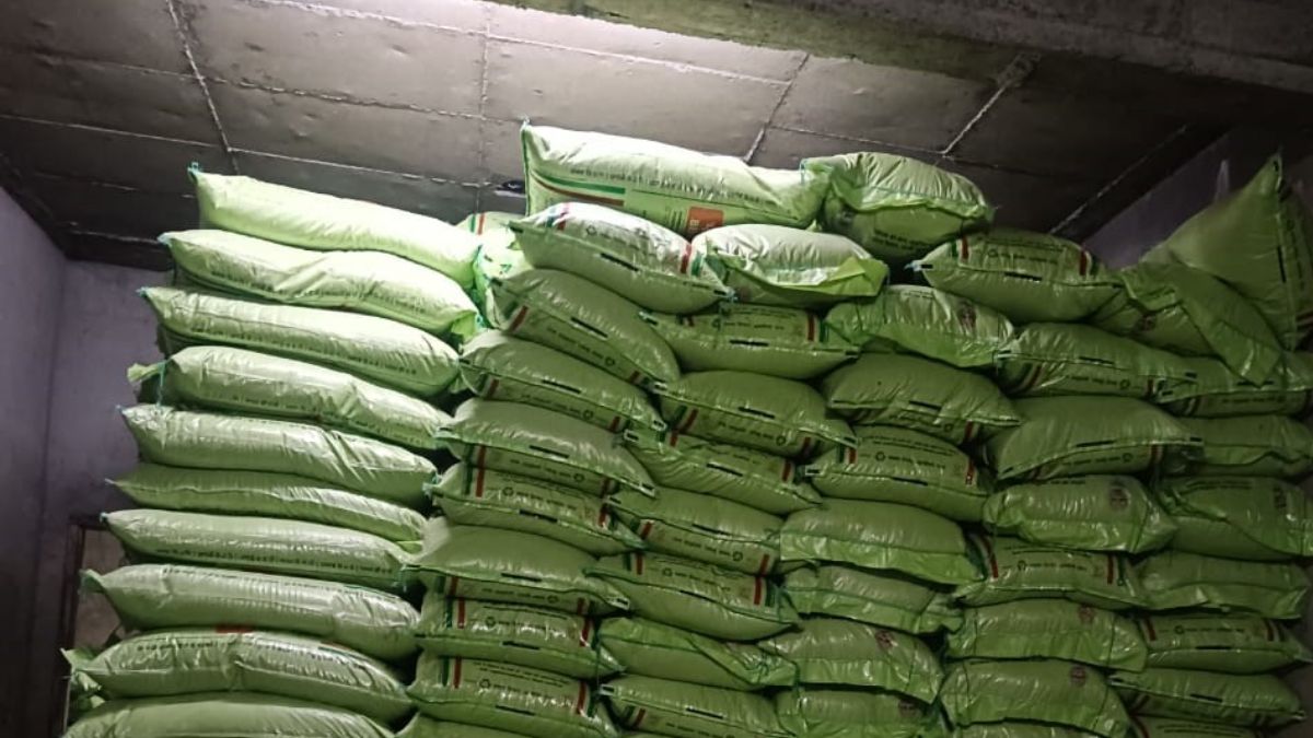 fertilizer black market busted cm flying squad raid in sohna