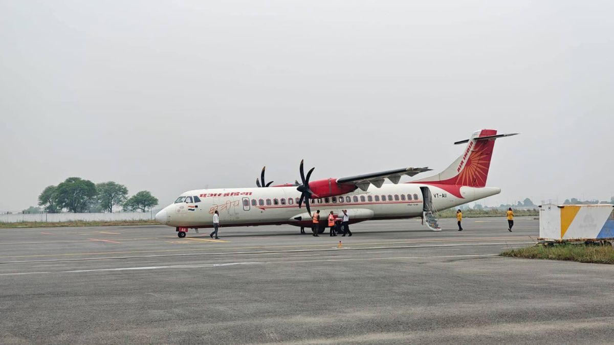 rewa airport successfully lands 72seater plane connecting to delhi indore