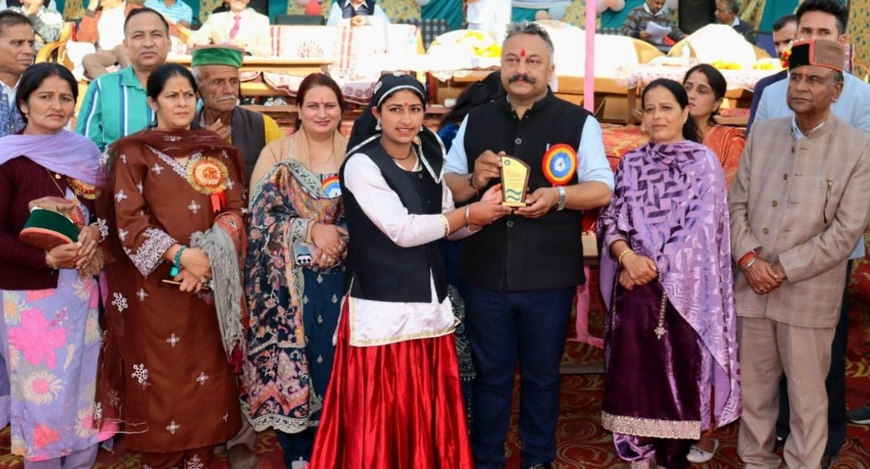 rajgarh education minister inaugurates new science lab at bhanog school