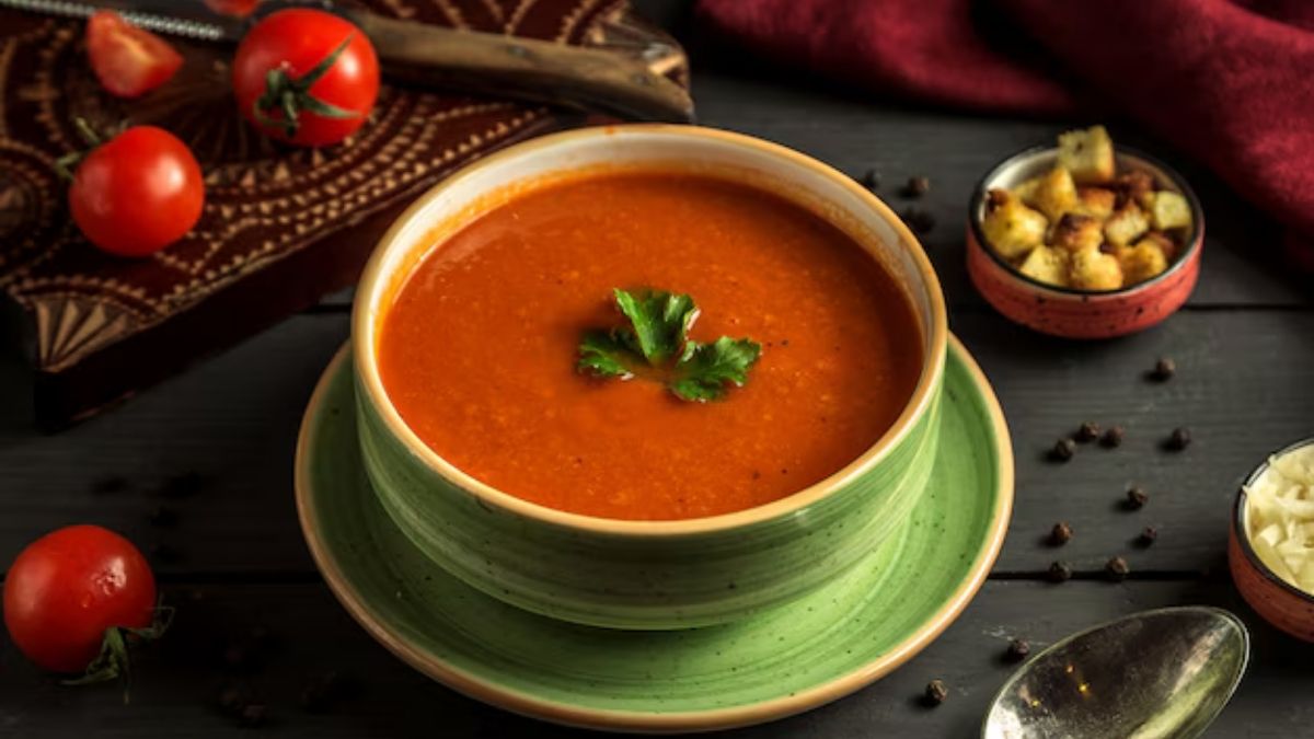 quick and simple recipe to cook restaurant style tomato soup at home