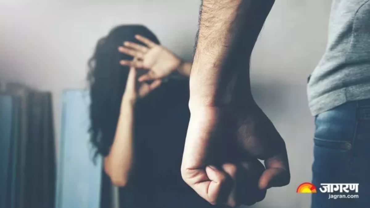 kolkata hotel harassment woman assaulted beer bottles thrown at family