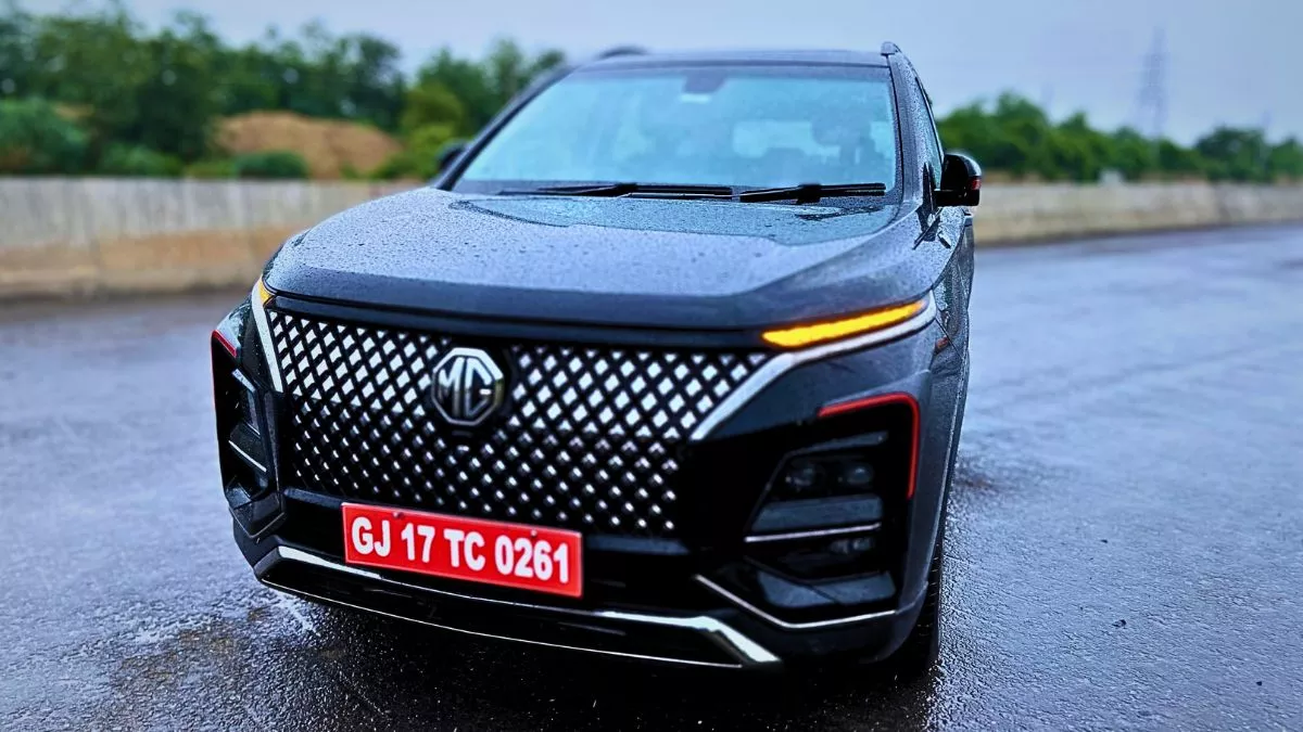 mg offers pm 25 air purifier across all cars a must have feature for pollution relief