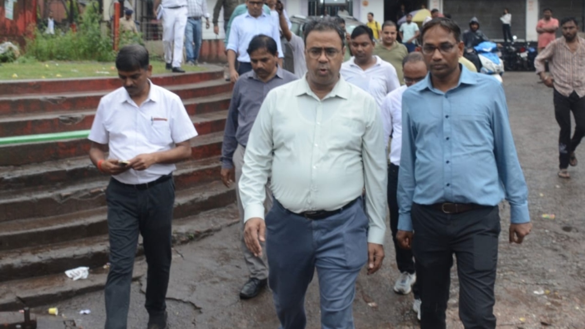 dhanbad construction colony homes saved trd depot to shift near west cabin